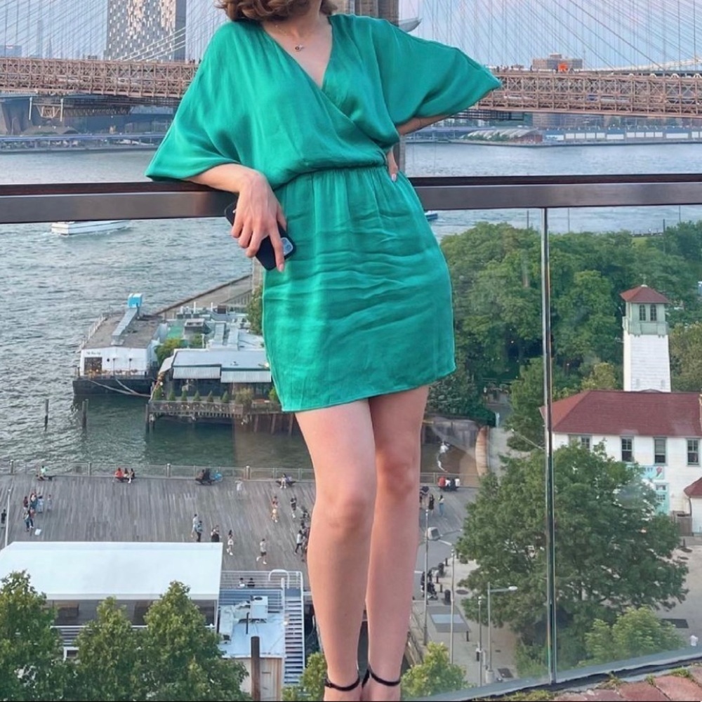 & other Stories Green Classic Midi Dress with Long Sleeves in Size 4
